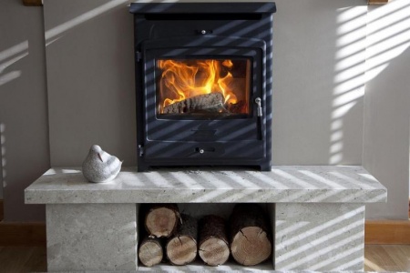 Pourquoi opter pour un chauffage au bois pour votre logement ?